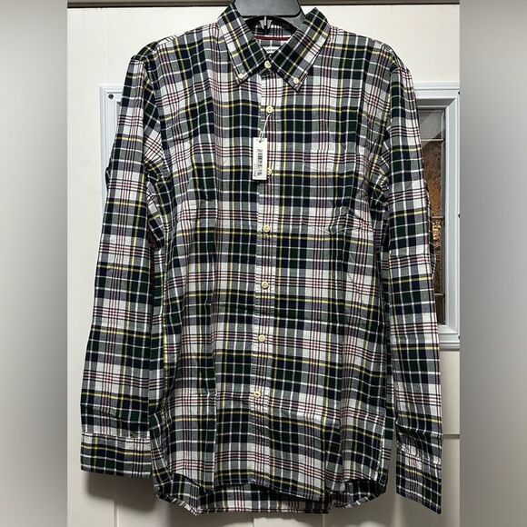 Amazon Essentials Men's Long-Sleeve Slim-Fit Stretch Poplin Shirt (577) - Picture 1 of 4